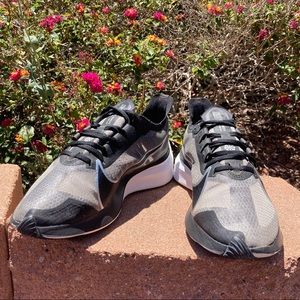 Nike Women’s Zoom Gravity